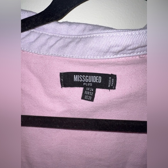 ASOS/MISSGUIDED Plus shirt in pastel pink color block - Picture 5 of 5